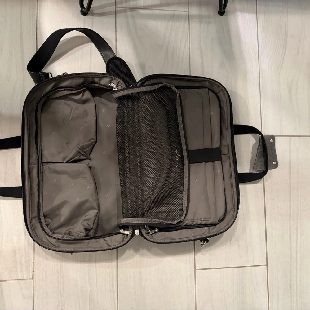 Nomad Lane Carry-On Luggage Duffel Bag Black Like New
